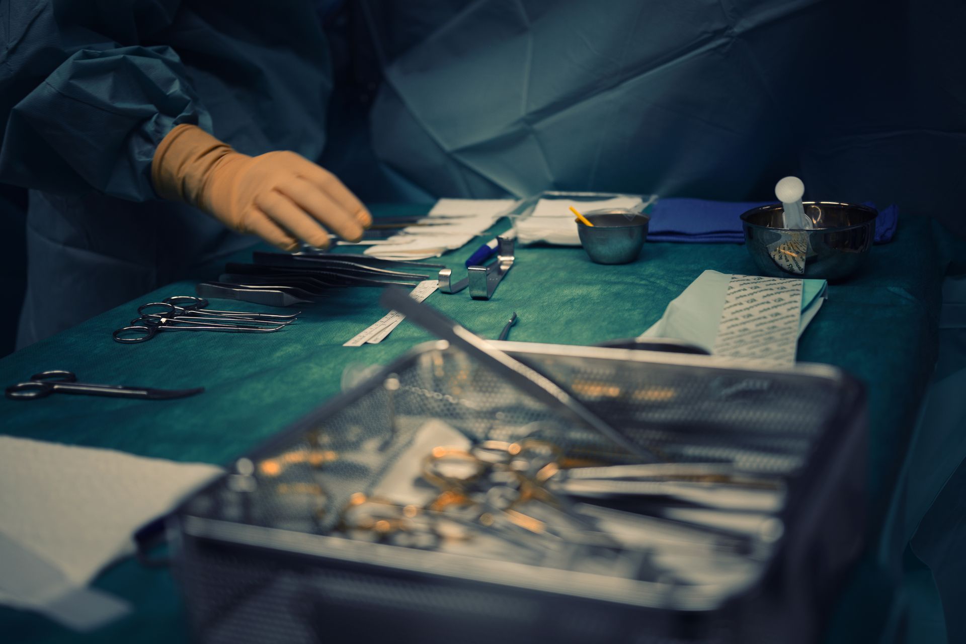 Surgical instruments